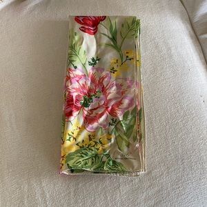 Brooks Brothers 346 Floral Silk Scarf 🌺 🧣
